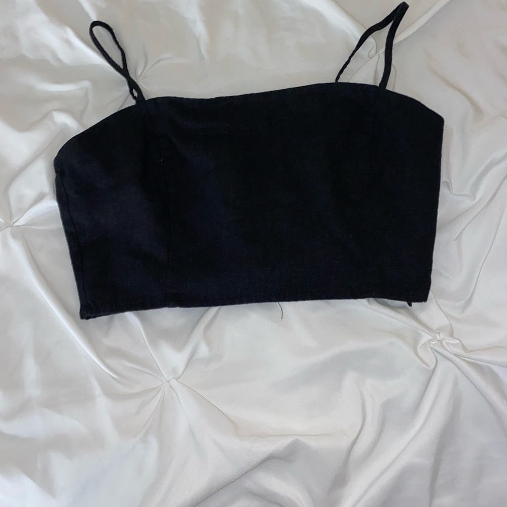Black crop top